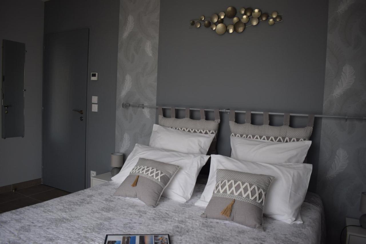 La Sarlamandre, Chambres Et Table D'Hotes Marcillac-Saint-Quentin Exteriör bild