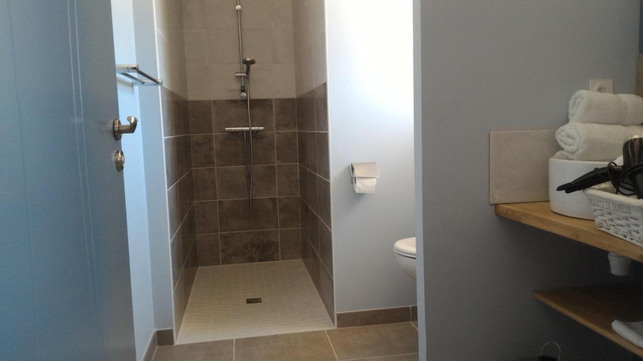 La Sarlamandre, Chambres Et Table D'Hotes Marcillac-Saint-Quentin Exteriör bild
